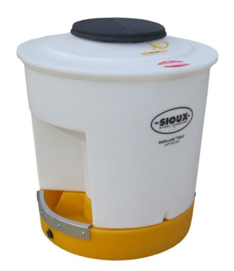 Hog Waterers: Choosing the Right Waterer for Your Hogs