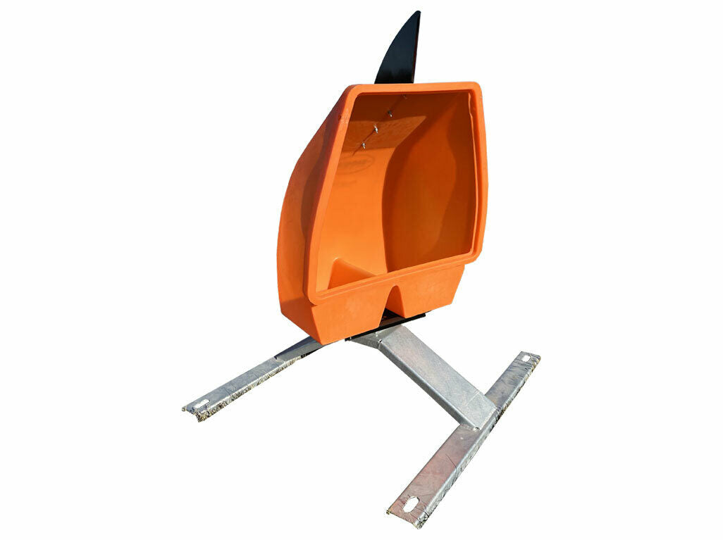 Mineral Feeder - Upright - Sioux Steel