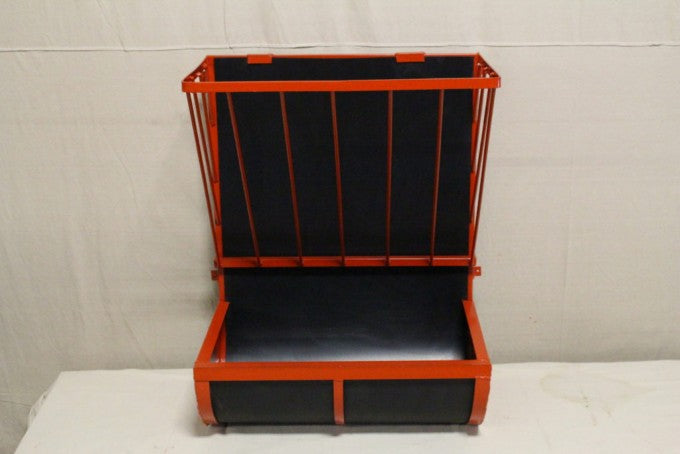 Stall and Corral Feeder
