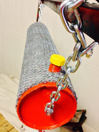 Cattle Oiler with 45 inch mop