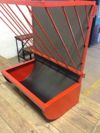 Stall and Corral Feeder