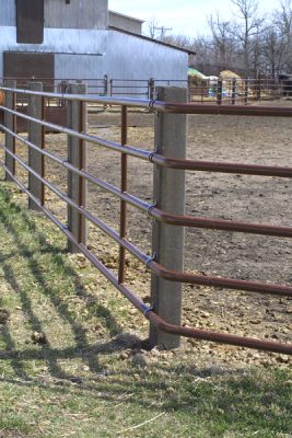 Continuous Fence: A Durable Pipe Fence for Ranches and Livestock