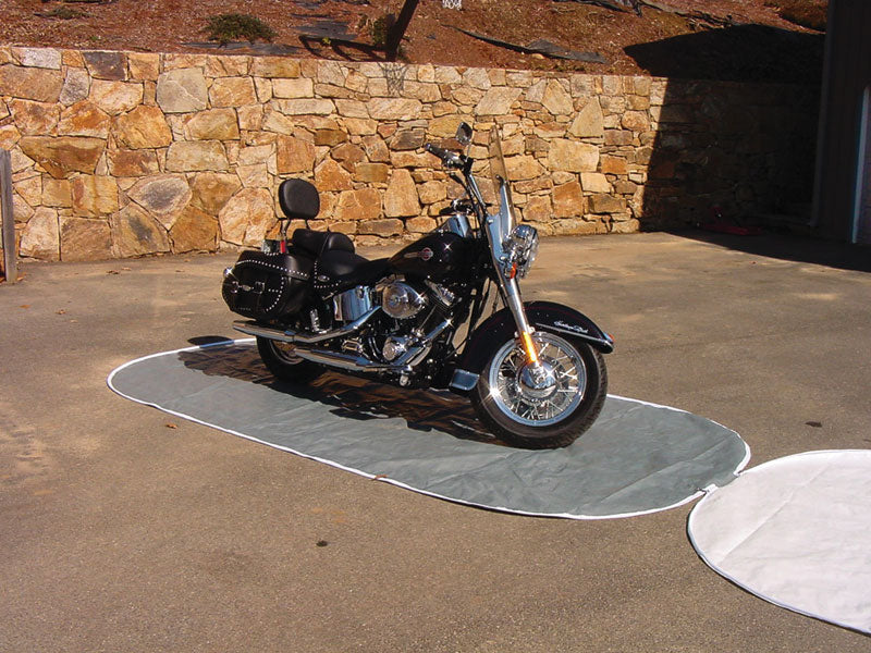 Cycle Pocket - 11' 9' Long x 7' 9' Wide