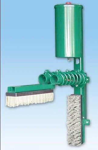 Cattle Oiler - Steel Tank - 2 springs