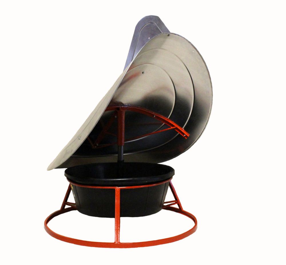 Mineral Feeder - Upright Sheep - Round Base