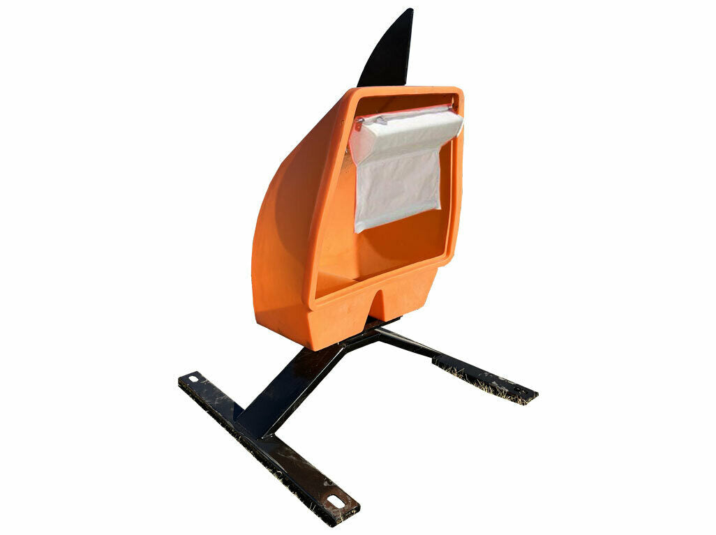 Mineral Feeder - Upright - Sioux Steel