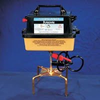 THE PLAINSMAN 2.4 Joule 12 volt Portable Fence Charger